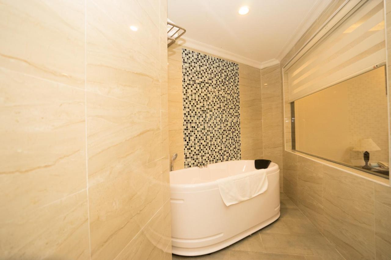 Aloha Halong Hotel Ha Long Luaran gambar